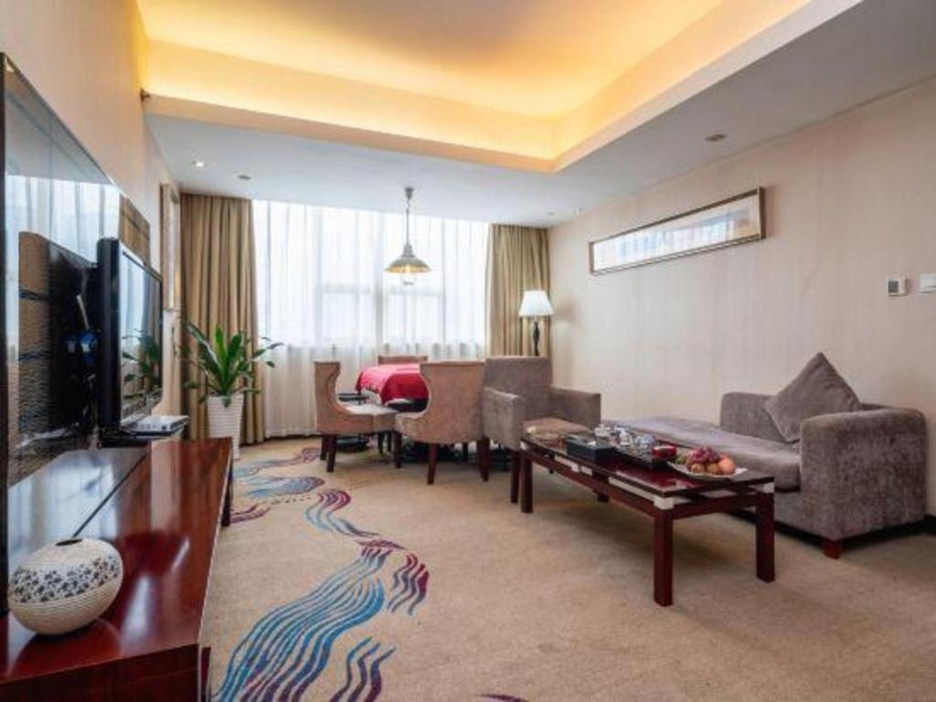 Fortune Hotel Longyan Exterior photo